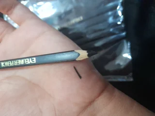 مدادچشم مشکی فلورمار